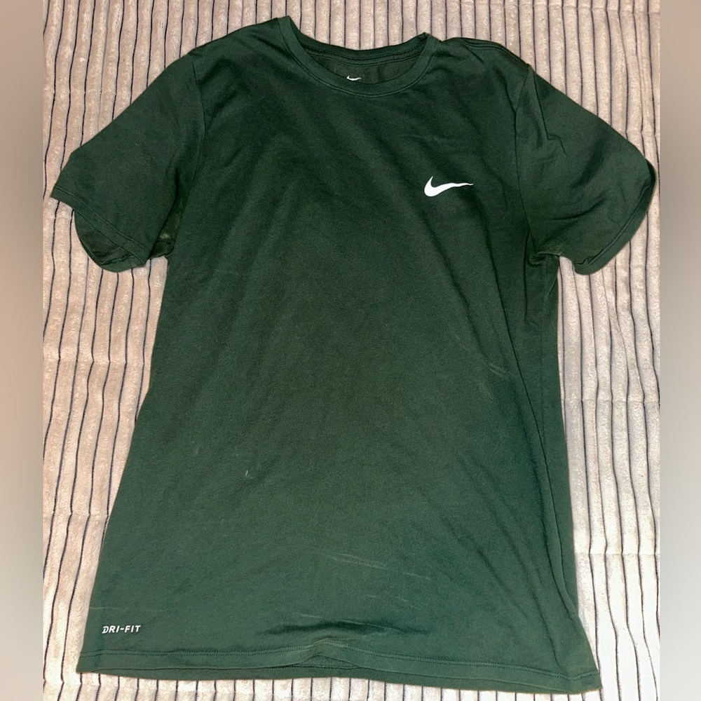 Nike Athletic T-Shirt Men’s Large